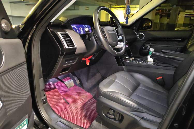 Used Land Rover Discovery 2020 3.0 SC V6 SE Driver Seat