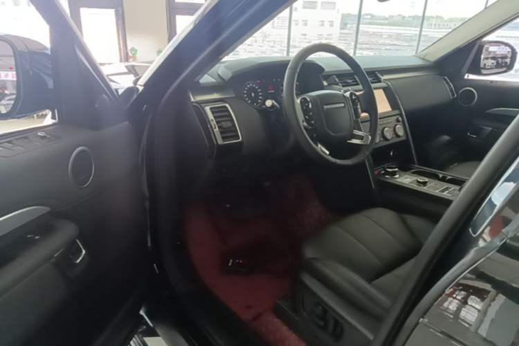 Used Land Rover Discovery 2020 2.0T 30th Anniversary Special Edition Driver Seat