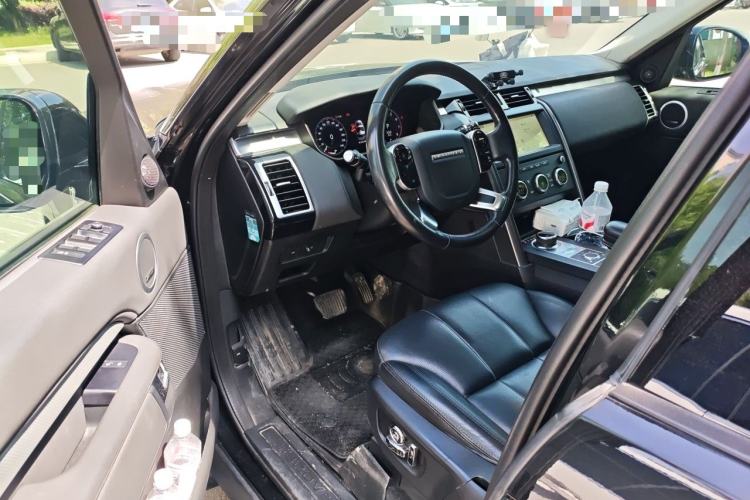 Used Land Rover Discovery 2020 3.0 SC V6 30th Anniversary Special Edition Driver Seat