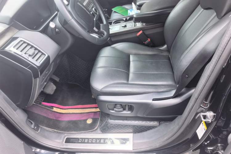 Used Land Rover Discovery 2020 3.0 SC V6 30th Anniversary Special Edition Driver Seat
