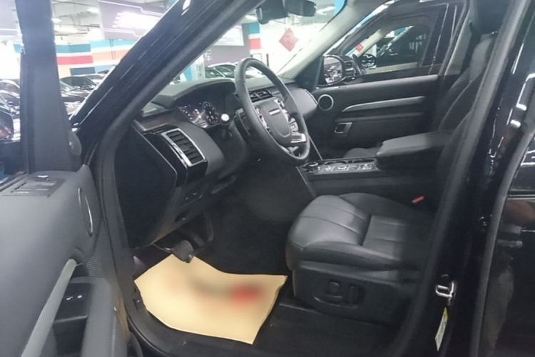 Used Land Rover Discovery 2020 3.0 SC V6 30th Anniversary Special Edition Driver Seat