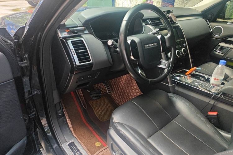 Used Land Rover Discovery 2020 3.0 SC V6 30th Anniversary Special Edition Driver Seat
