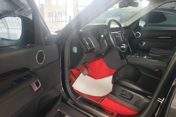Used Land Rover Discovery 2020 3.0 SC V6 SE Driver Seat