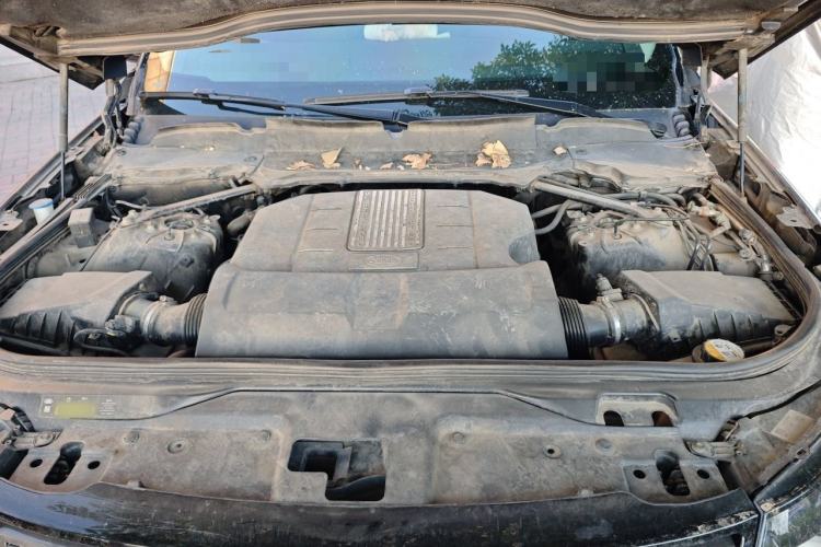 Used Land Rover Discovery 2020 3.0 SC V6 SE Engine Bay