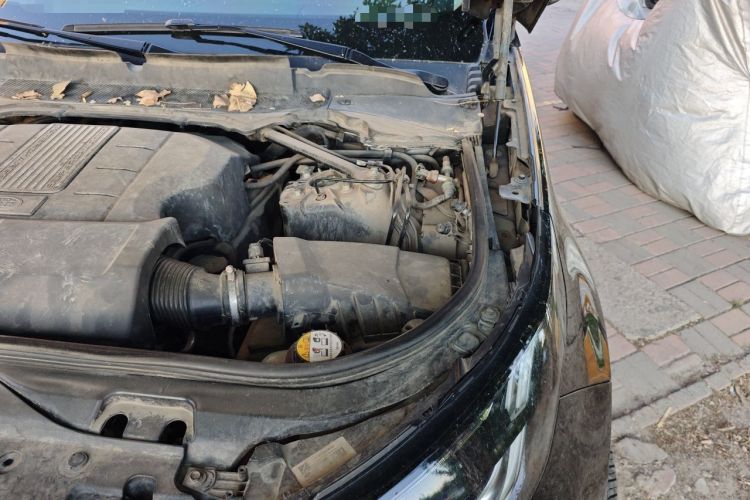 Used Land Rover Discovery 2020 3.0 SC V6 SE Engine Bay Left