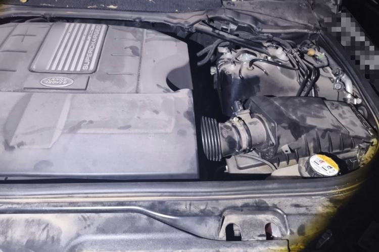 Used Land Rover Discovery 2020 3.0 SC V6 SE Engine Bay Left