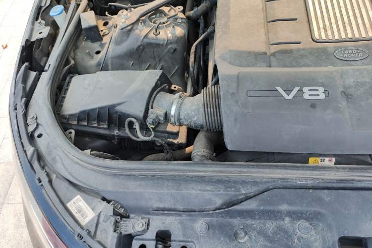Used Land Rover Discovery 2020 3.0 SC V6 SE Engine Bay Right
