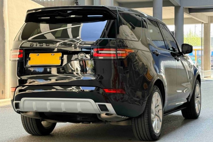 Used Land Rover Discovery 2020 3.0 SC V6 SE Exterior 4