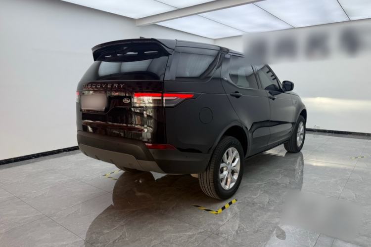 Used Land Rover Discovery 2020 2.0T SE Exterior 4