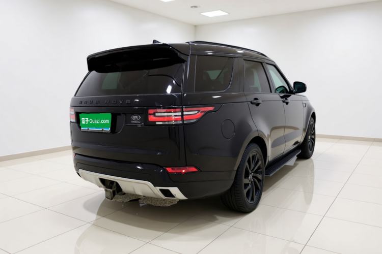 Used Land Rover Discovery 2020 3.0 SC V6 30th Anniversary Special Edition Exterior 5