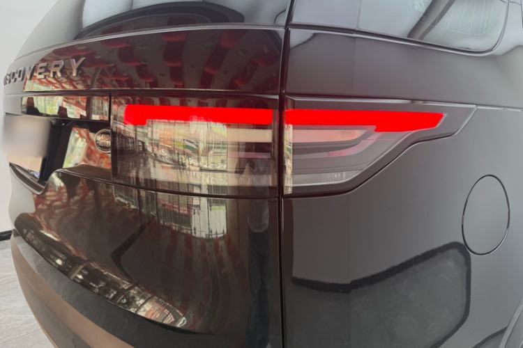 Used Land Rover Discovery 2020 2.0T SE Exterior 7
