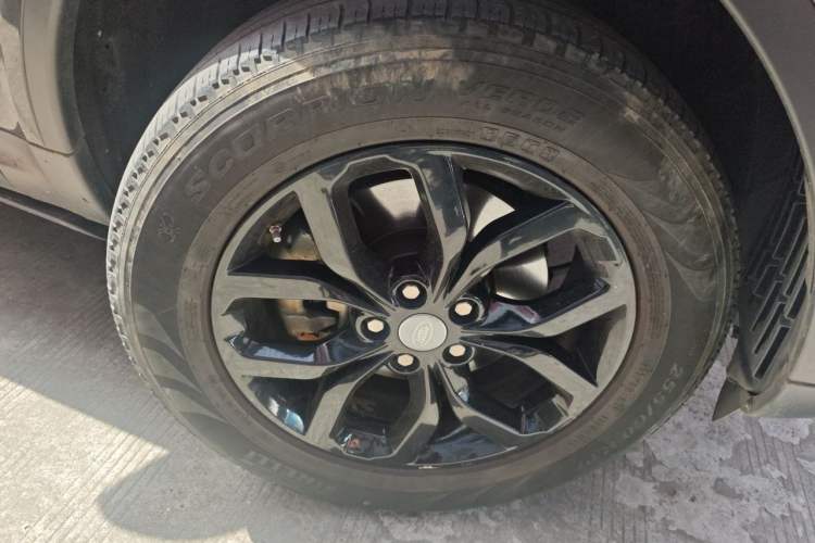 Used Land Rover Discovery 2020 2.0T SE Exterior 7