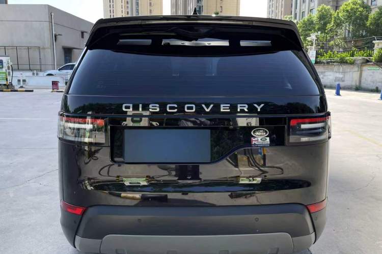 Used Land Rover Discovery 2020 2.0T SE Exterior 9
