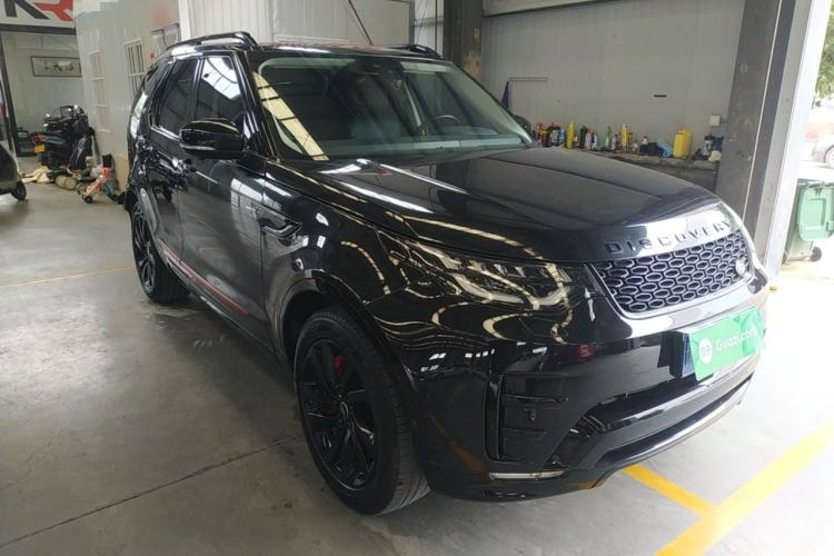 Used Land Rover Discovery 2020 3.0 SC V6 30th Anniversary Special Edition Front Right 45 Deg