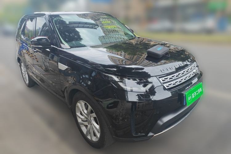 Used Land Rover Discovery 2020 3.0 SC V6 HSE Front Right 45 Deg