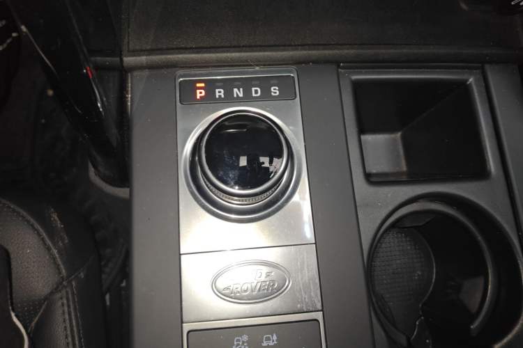 Used Land Rover Discovery 2020 3.0 SC V6 SE Gear Lever
