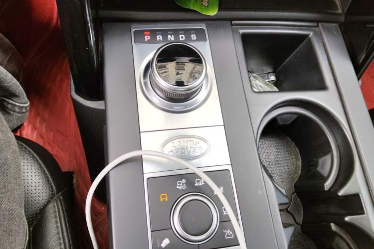 Used Land Rover Discovery 2020 3.0 SC V6 SE Gear Lever