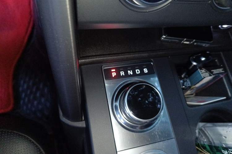 Used Land Rover Discovery 2020 2.0T 30th Anniversary Special Edition Gear Lever