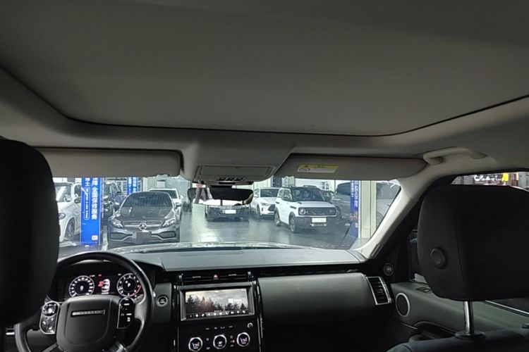 Used Land Rover Discovery 2020 2.0T SE Headliner