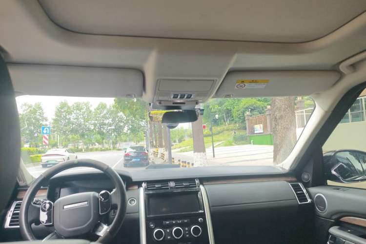 Used Land Rover Discovery 2020 3.0 SC V6 HSE Headliner