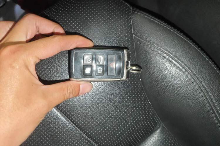 Used Land Rover Discovery 2020 3.0 SC V6 SE Interior 1