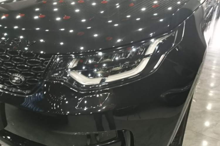 Used Land Rover Discovery 2020 3.0 SC V6 30th Anniversary Special Edition Left Front Headlight