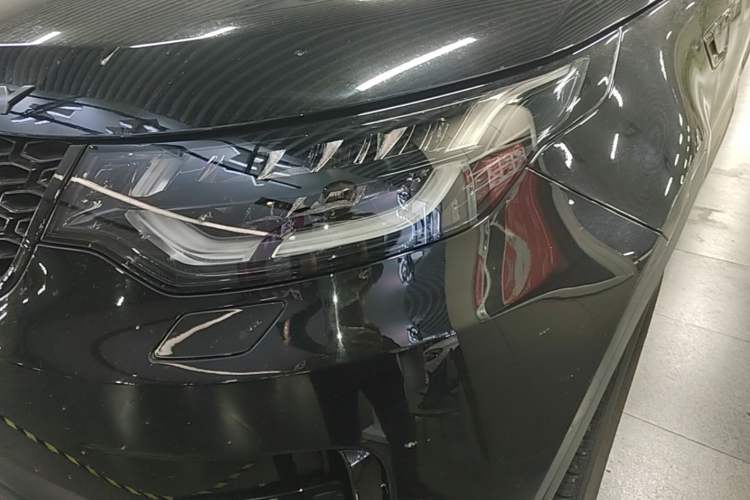 Used Land Rover Discovery 2020 2.0T SE Left Front Headlight