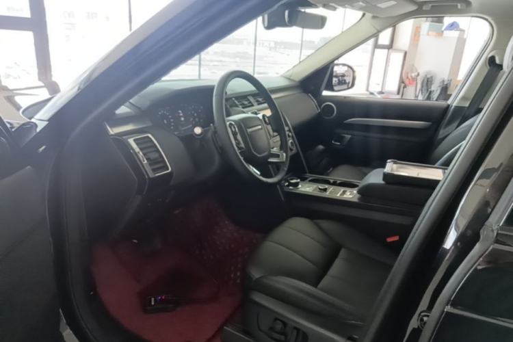 Used Land Rover Discovery 2020 2.0T 30th Anniversary Special Edition Left Front Seat