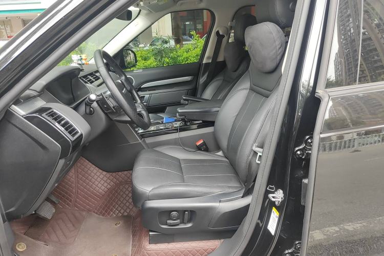 Used Land Rover Discovery 2020 2.0T 30th Anniversary Special Edition Left Front Seat