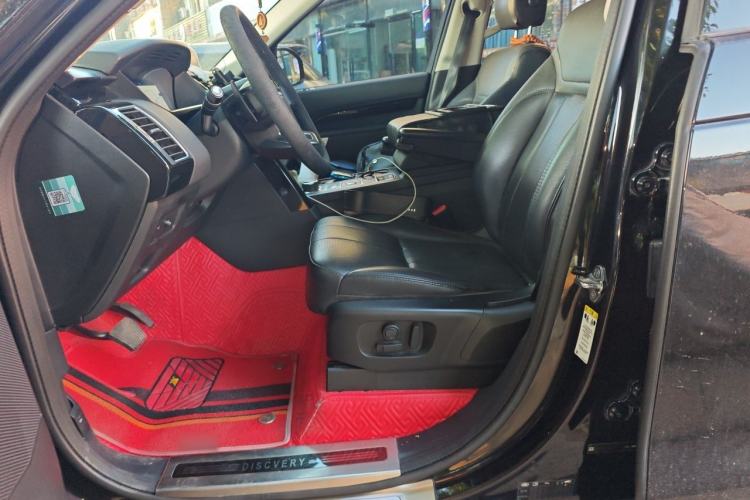Used Land Rover Discovery 2020 3.0 SC V6 SE Left Front Seat