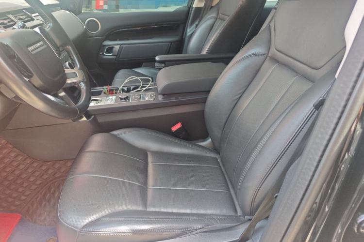 Used Land Rover Discovery 2020 2.0T SE Left Front Seat