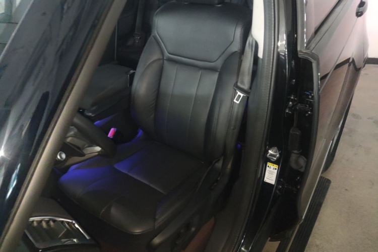Used Land Rover Discovery 2020 3.0 SC V6 SE Left Front Seat