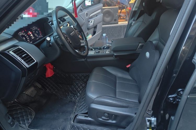 Used Land Rover Discovery 2020 3.0 SC V6 30th Anniversary Special Edition Left Front Seat