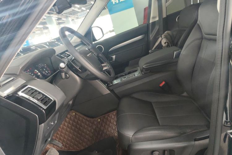 Used Land Rover Discovery 2020 3.0 SC V6 30th Anniversary Special Edition Left Front Seat