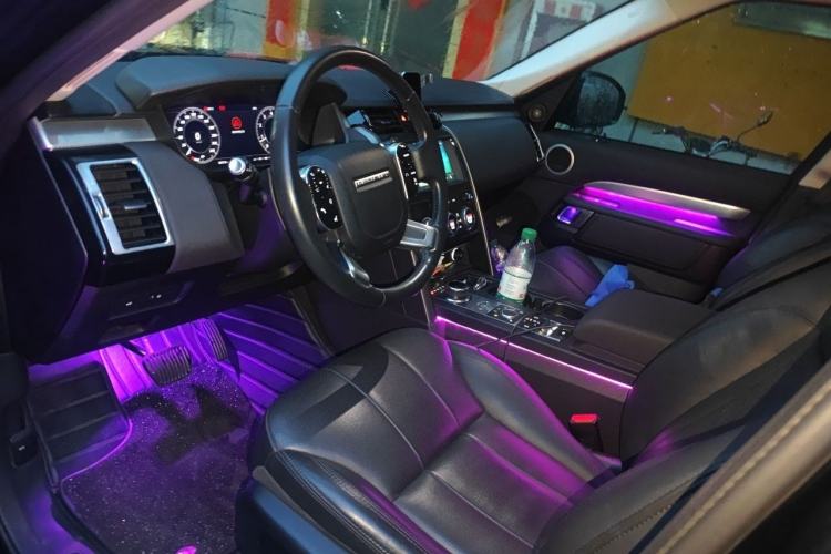 Used Land Rover Discovery 2020 3.0 SC V6 30th Anniversary Special Edition Left Front Seat