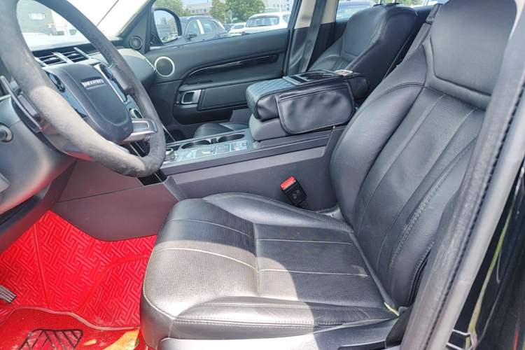 Used Land Rover Discovery 2020 3.0 SC V6 SE Left Front Seat