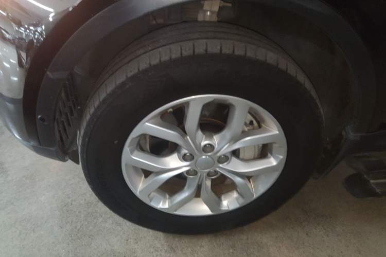 Used Land Rover Discovery 2020 3.0 SC V6 SE Left Front Wheel Hub