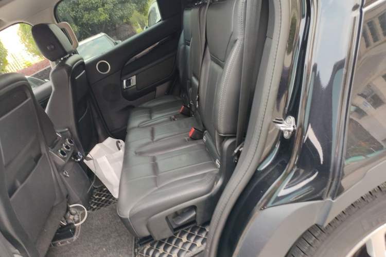 Used Land Rover Discovery 2020 3.0 SC V6 SE Left Rear Seat