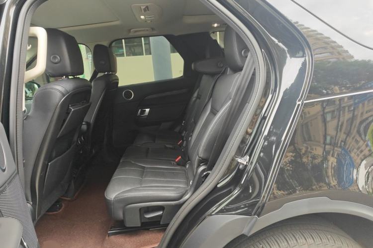 Used Land Rover Discovery 2020 3.0 SC V6 HSE Left Rear Seat