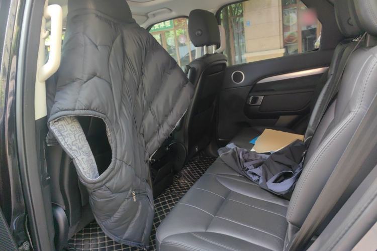 Used Land Rover Discovery 2020 3.0 SC V6 30th Anniversary Special Edition Left Rear Seat