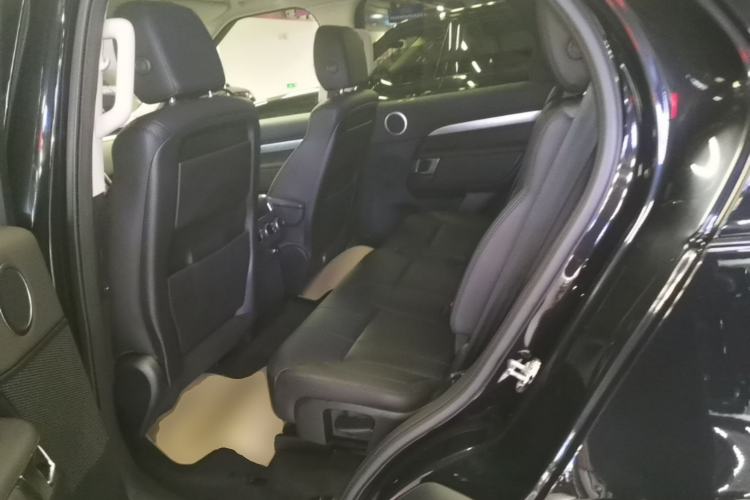 Used Land Rover Discovery 2020 3.0 SC V6 30th Anniversary Special Edition Left Rear Seat