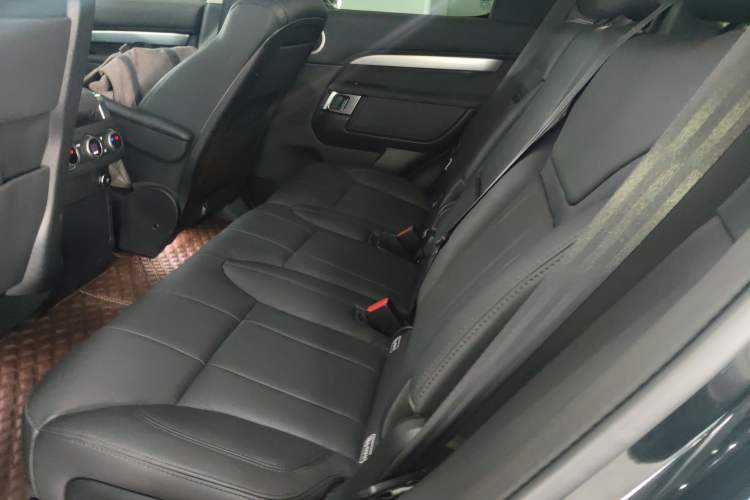 Used Land Rover Discovery 2020 3.0 SC V6 30th Anniversary Special Edition Left Rear Seat
