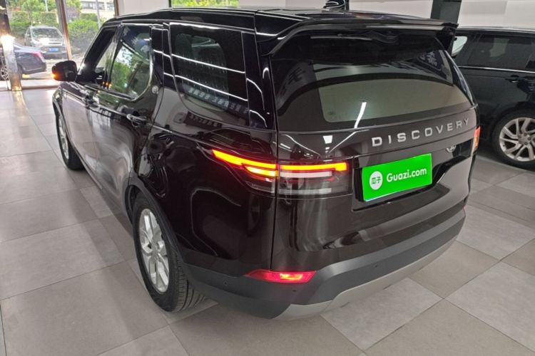 Used Land Rover Discovery 2020 2.0T SE Rear Left 45 Deg