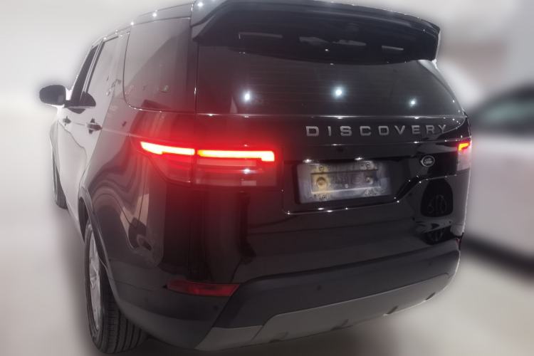 Used Land Rover Discovery 2020 2.0T SE Rear Left 45 Deg