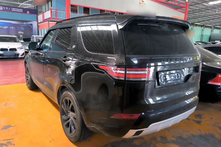 Used Land Rover Discovery 2020 3.0 SC V6 30th Anniversary Special Edition Rear Left 45 Deg