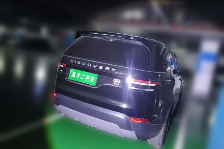 Used Land Rover Discovery 2020 3.0 SC V6 SE Rear Right 45 Deg