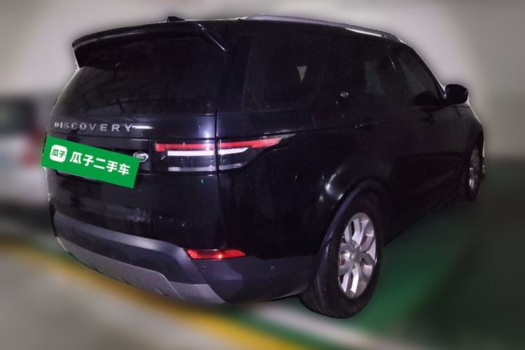 Used Land Rover Discovery 2020 2.0T SE Rear Right 45 Deg