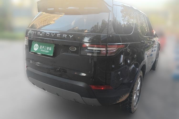Used Land Rover Discovery 2020 2.0T SE Rear Right 45 Deg