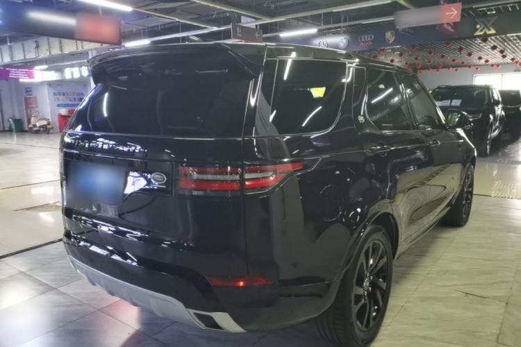 Used Land Rover Discovery 2020 3.0 SC V6 30th Anniversary Special Edition Rear Right 45 Deg