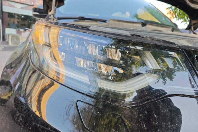 Used Land Rover Discovery 2020 3.0 SC V6 SE Right Front Headlight